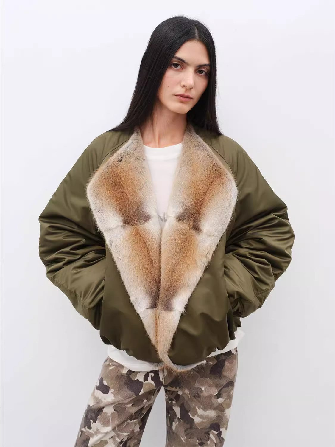 Hull Contract Colorblocked Fur Round Neck Short Parka Jacket