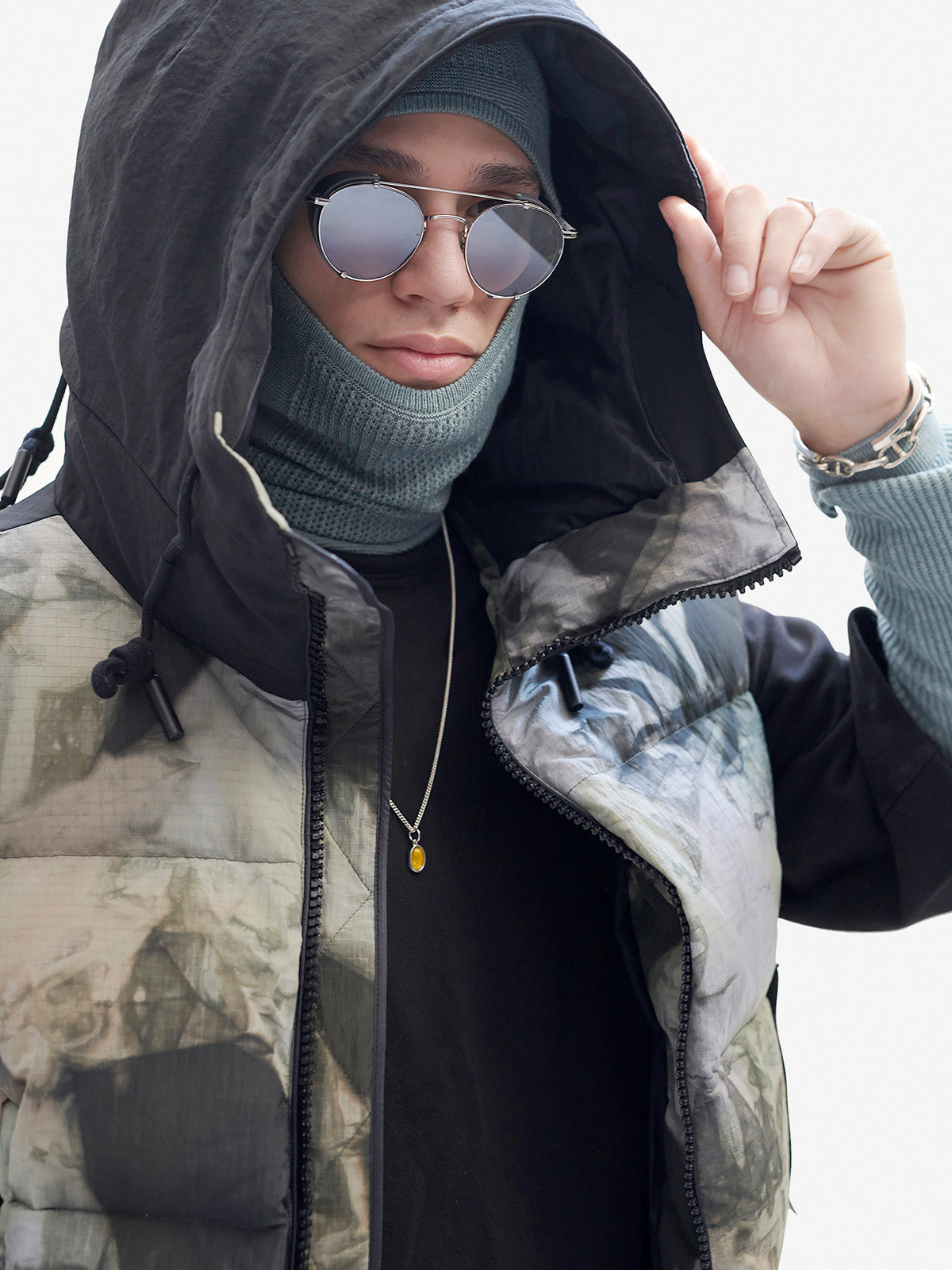 Hooded Down Vest - Rekall Tie