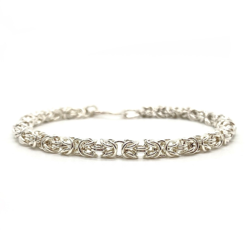 Delicate Byzantine Chainmaille Bracelet in Silver
