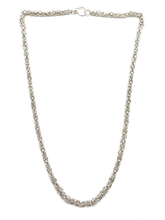 Delicate Byzantine Chainmaille Necklace in Silver