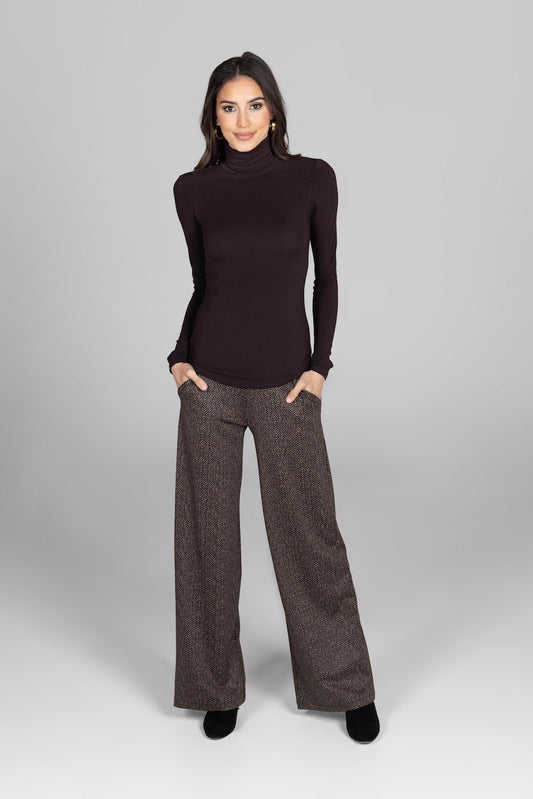 GRACE TURTLENECK: GANACHE