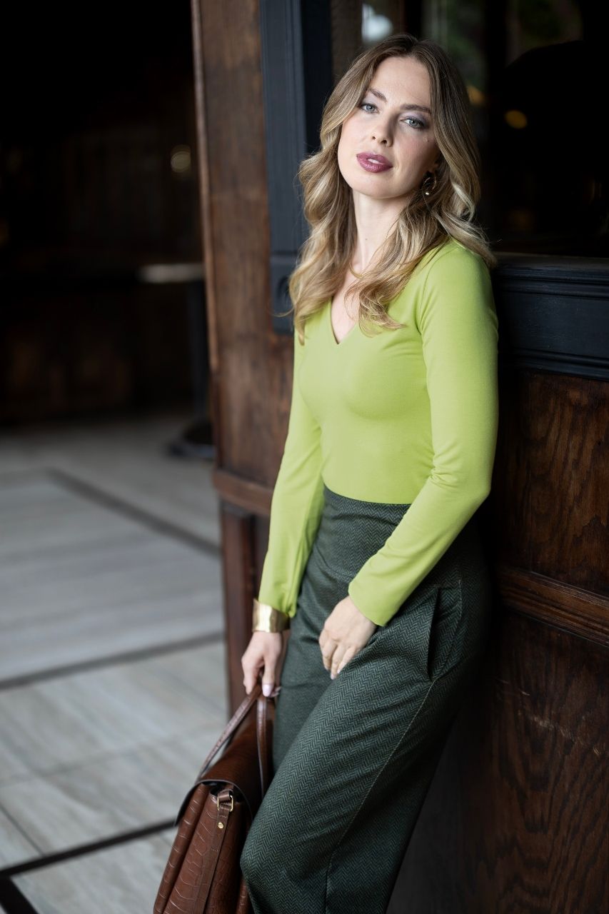 WIDE V-NECK TOP: CHARTREUSE