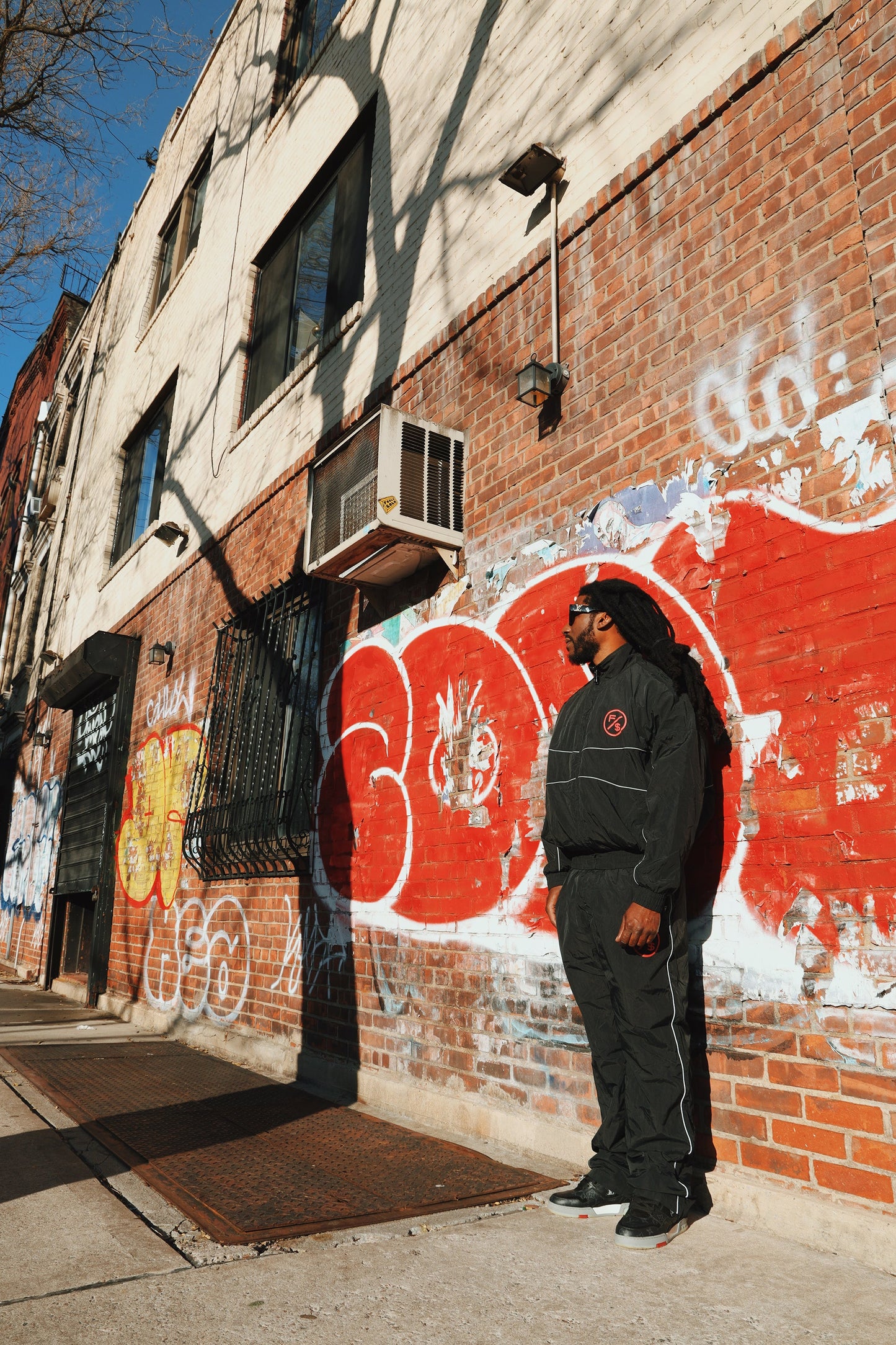 MOTION Nylon Pants (BRED)