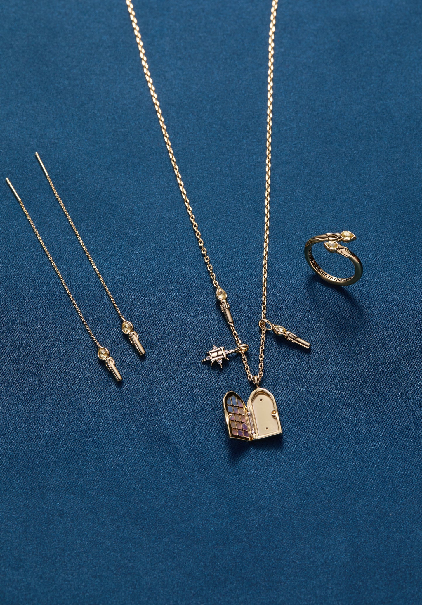 Harry Potter™ Great Hall Candle Wrap Ring