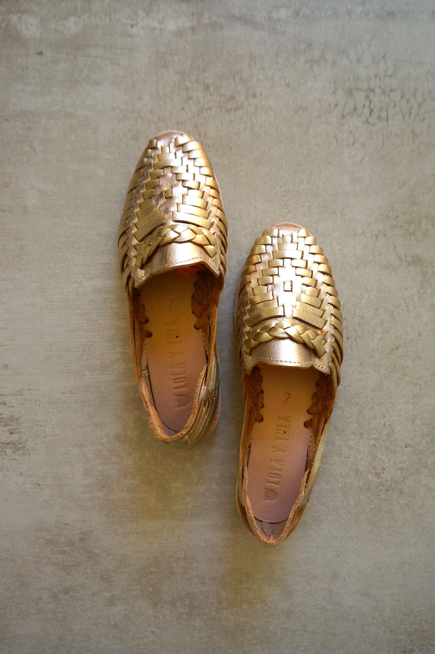 GOLD LEATHER HUARACHE