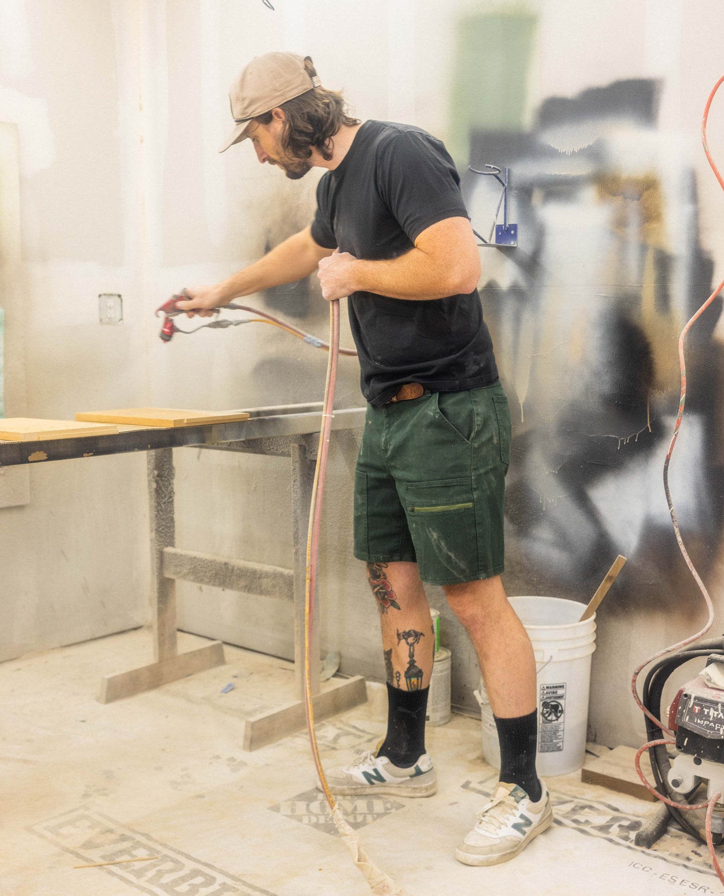 Men's Chore Short Robin Hood