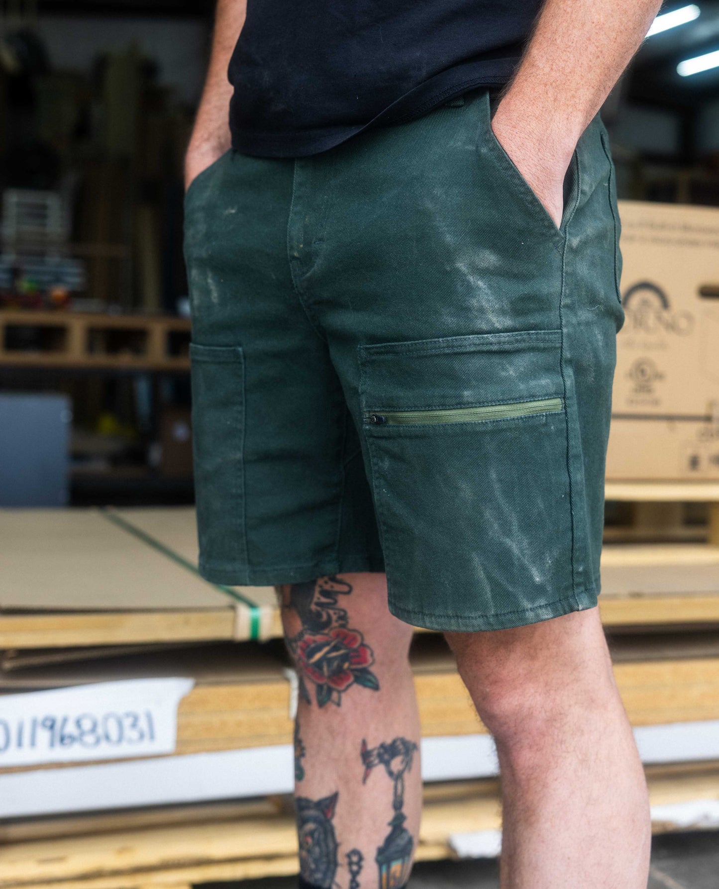 Men's Chore Short Robin Hood
