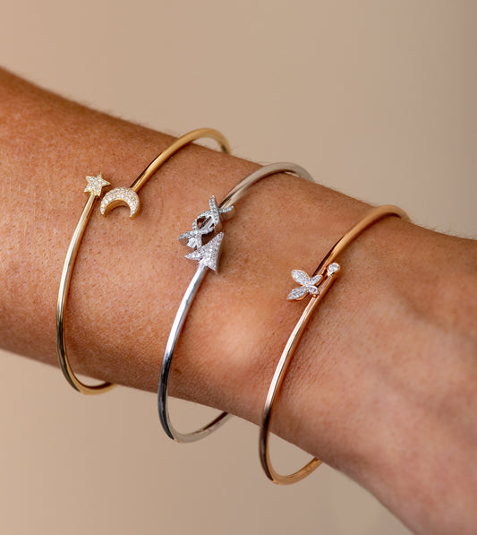 Diamond Arrow Flexible Bangle