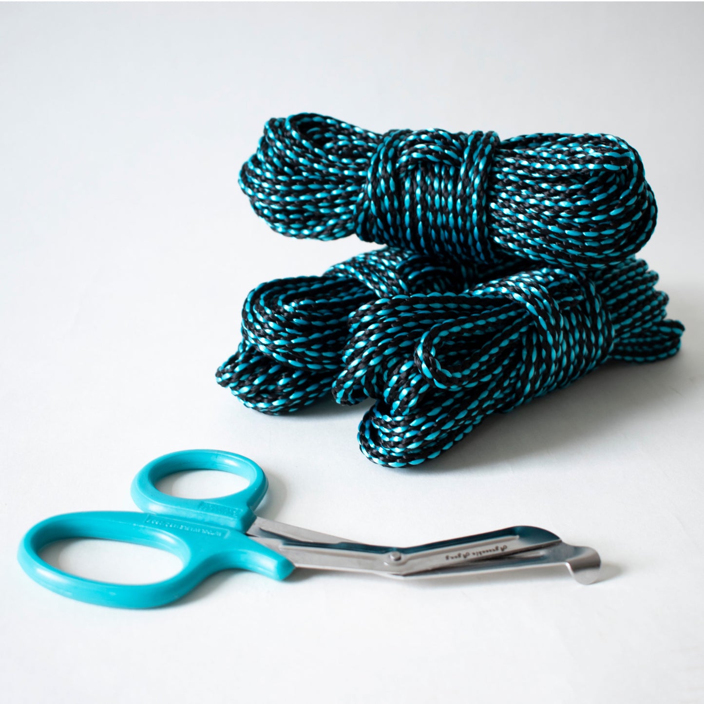 Just a Splash of Color! – 1/4" –  6mm – Solid Braid MFP Rope