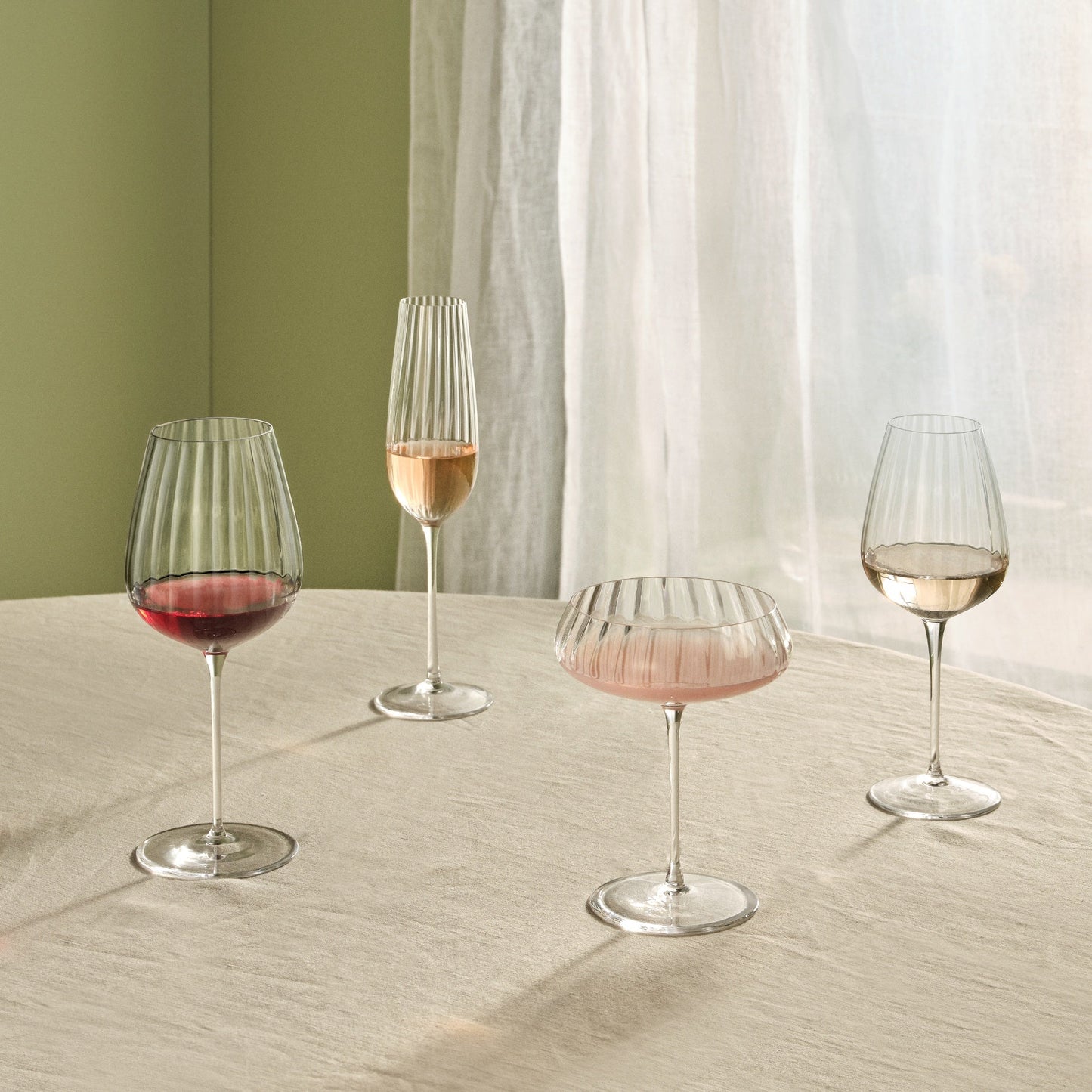 Round Up set of 2 Champagne Coupes