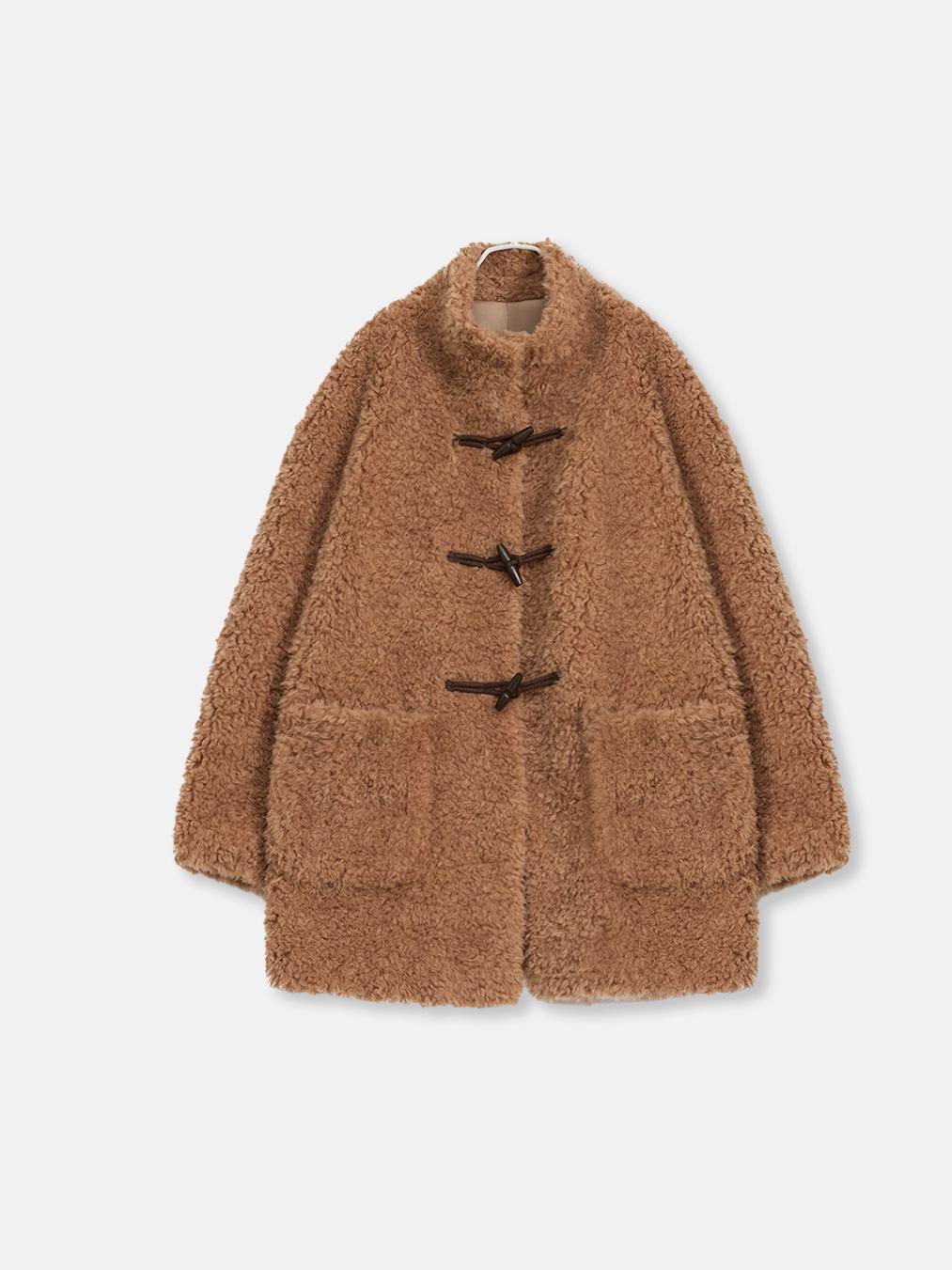 Light and Wandering Curly Shearling Coat