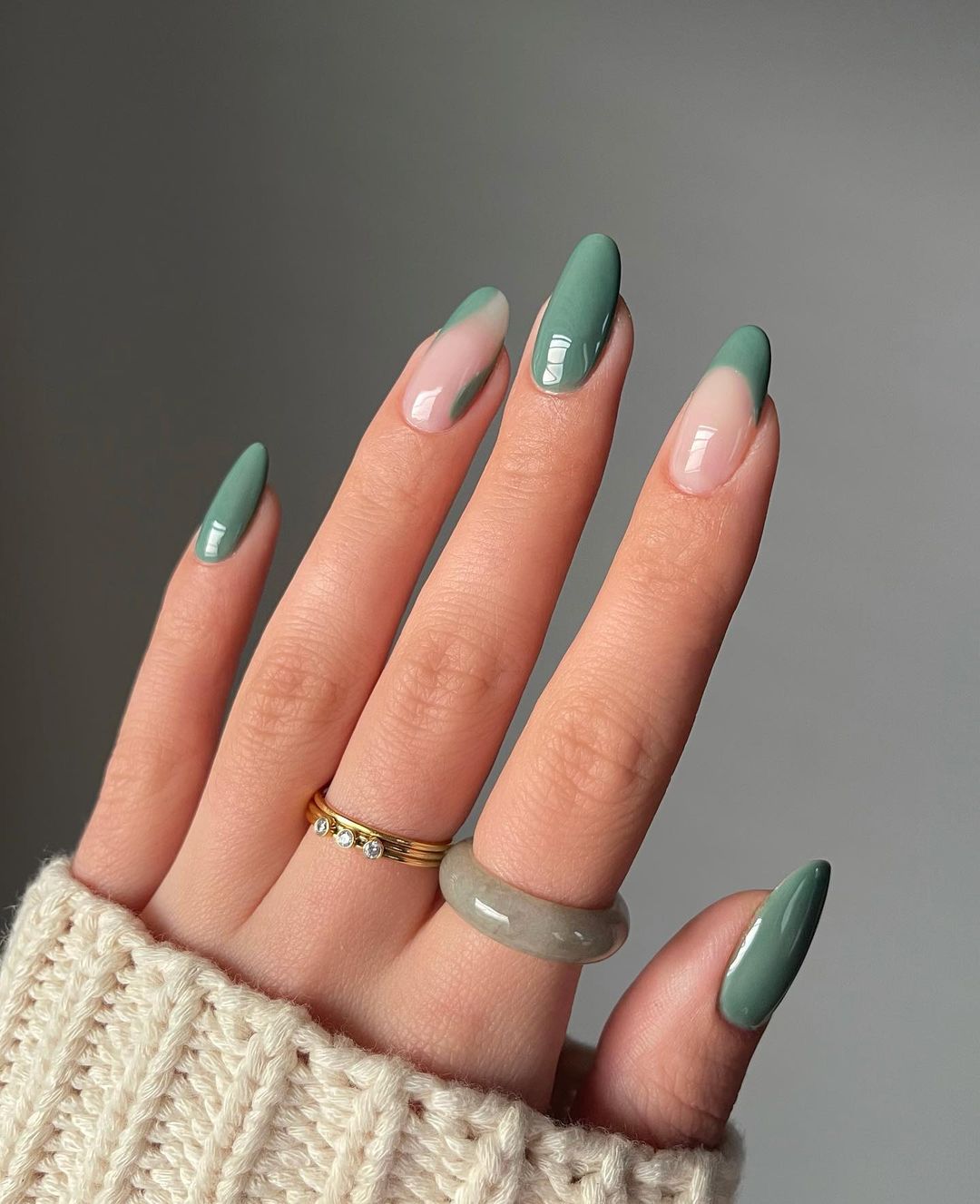 Chess — Light/Dark Cyan Jade Ring